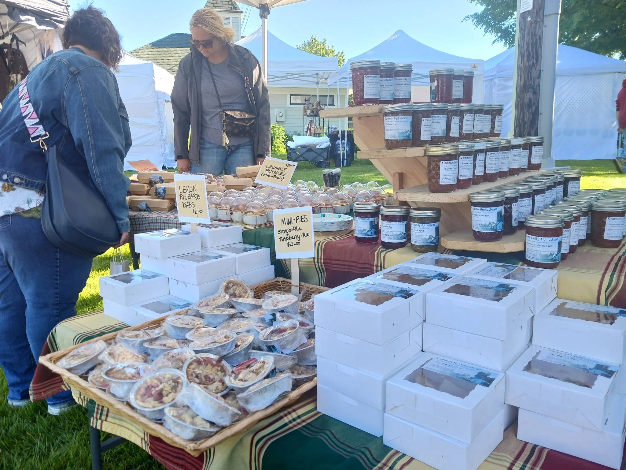 Osceola Rhubarb Fest | Travel Wisconsin