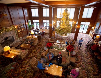 5 Wisconsin Resorts With Must-See Fireplaces