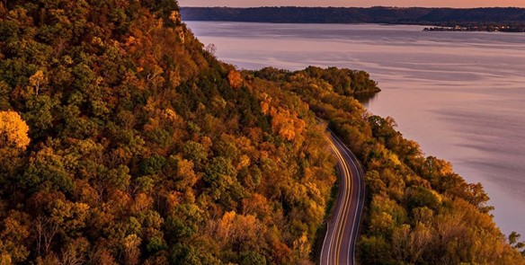 2 River Road Trips Perfect for Fall