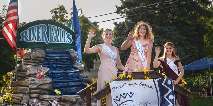 River Falls Royal Ambassadors at the 2019 River Falls Days Parade.
