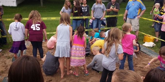 Kids Money Dig Sponsored by our local Banks