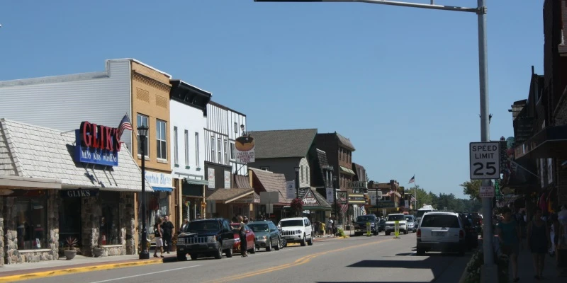 Labor Day Arts & Crafts Show/Sidewalk Sales