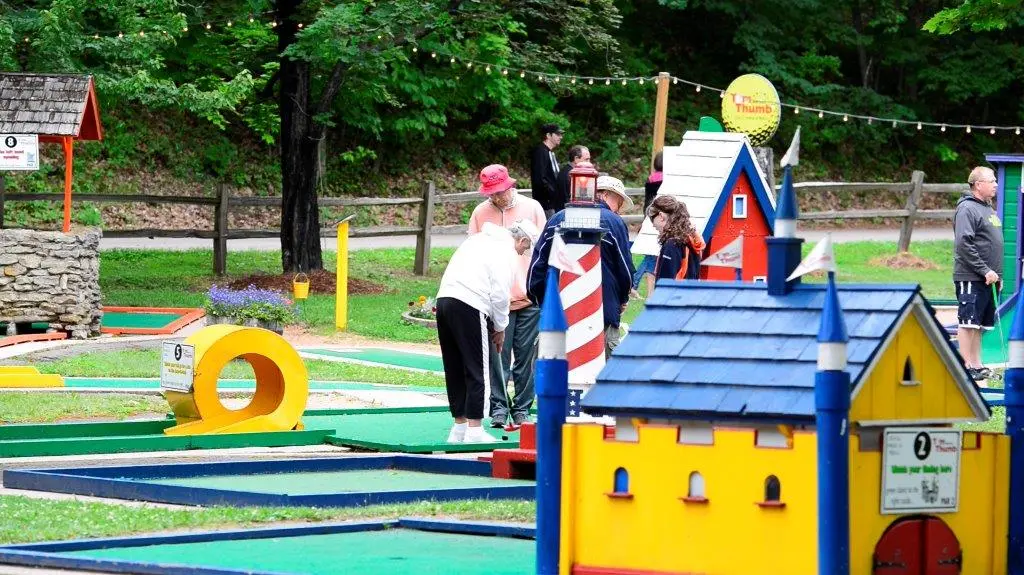 Tom Thumb Miniature Golf | Travel Wisconsin