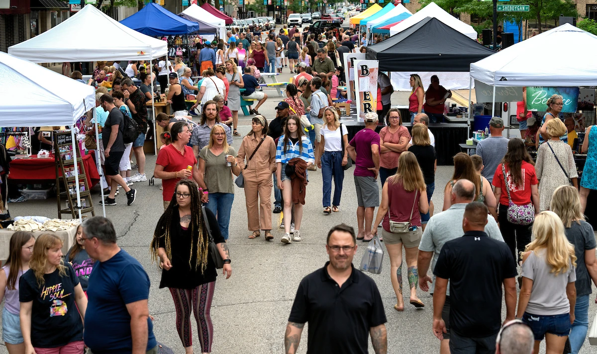 Downtown Fond du Lac Night Market - Travel Wisconsin