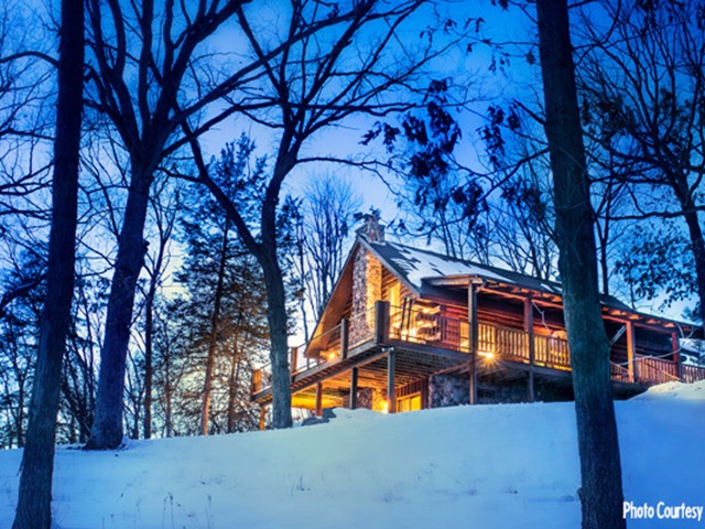 7 Romantic Cabins for a Warm Wisconsin Winter