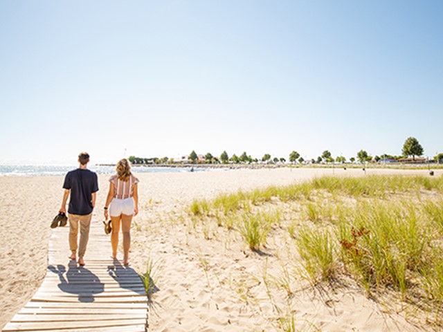 6 Ocean-Like Beaches on Wisconsin's Great Lakes