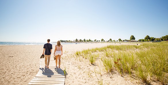 6 Ocean-Like Beaches on Wisconsin's Great Lakes