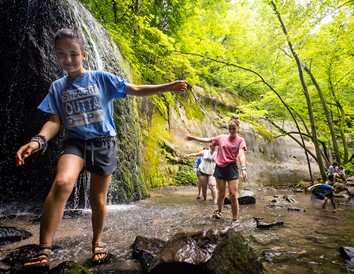 Scenic Spots for Waterfall Camping in Wisconsin