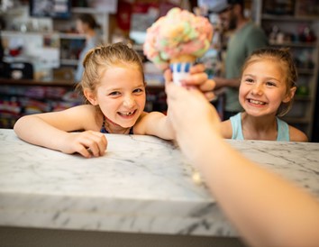 The Inside Scoop: 7 Iconic Ice Cream Stands in Wisconsin
