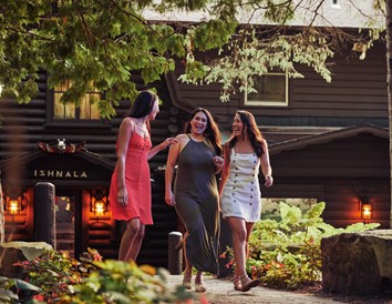 10 Winning Wisconsin Supper Clubs With Devoted Diners