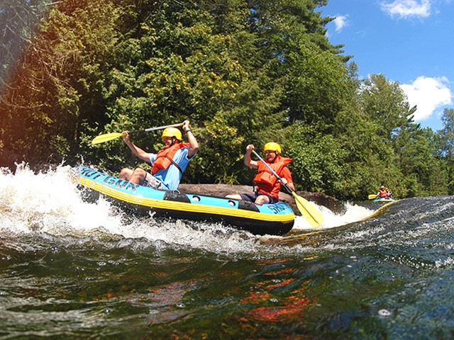 4 Wisconsin Whitewater Rafting Trips for Beginners