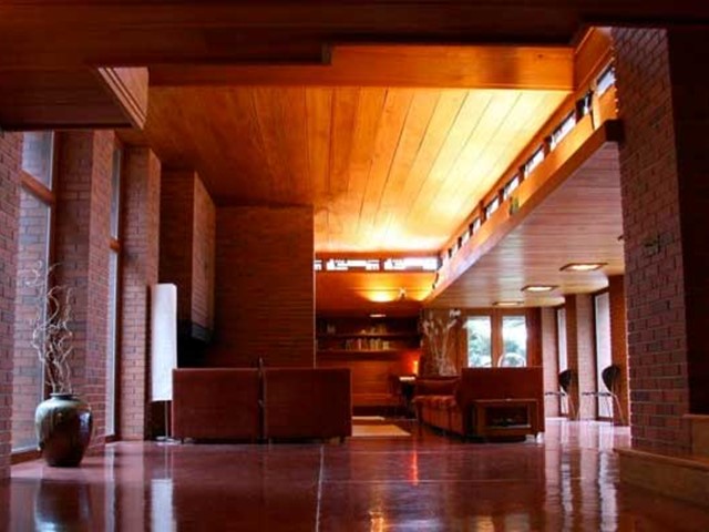 Book a Stay: Frank Lloyd Wright Homes in Wisconsin