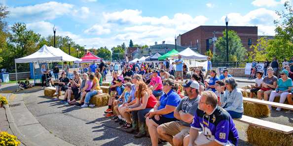 Crowds enjoy the variety of main stage events at River Falls Bacon Bash 2019.