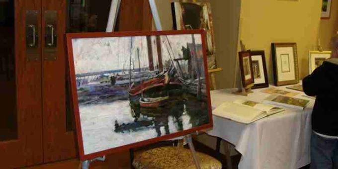 The Art Crawl in Evansville features art in many mediums, as well as late hour shopping at numerous retail establishments.