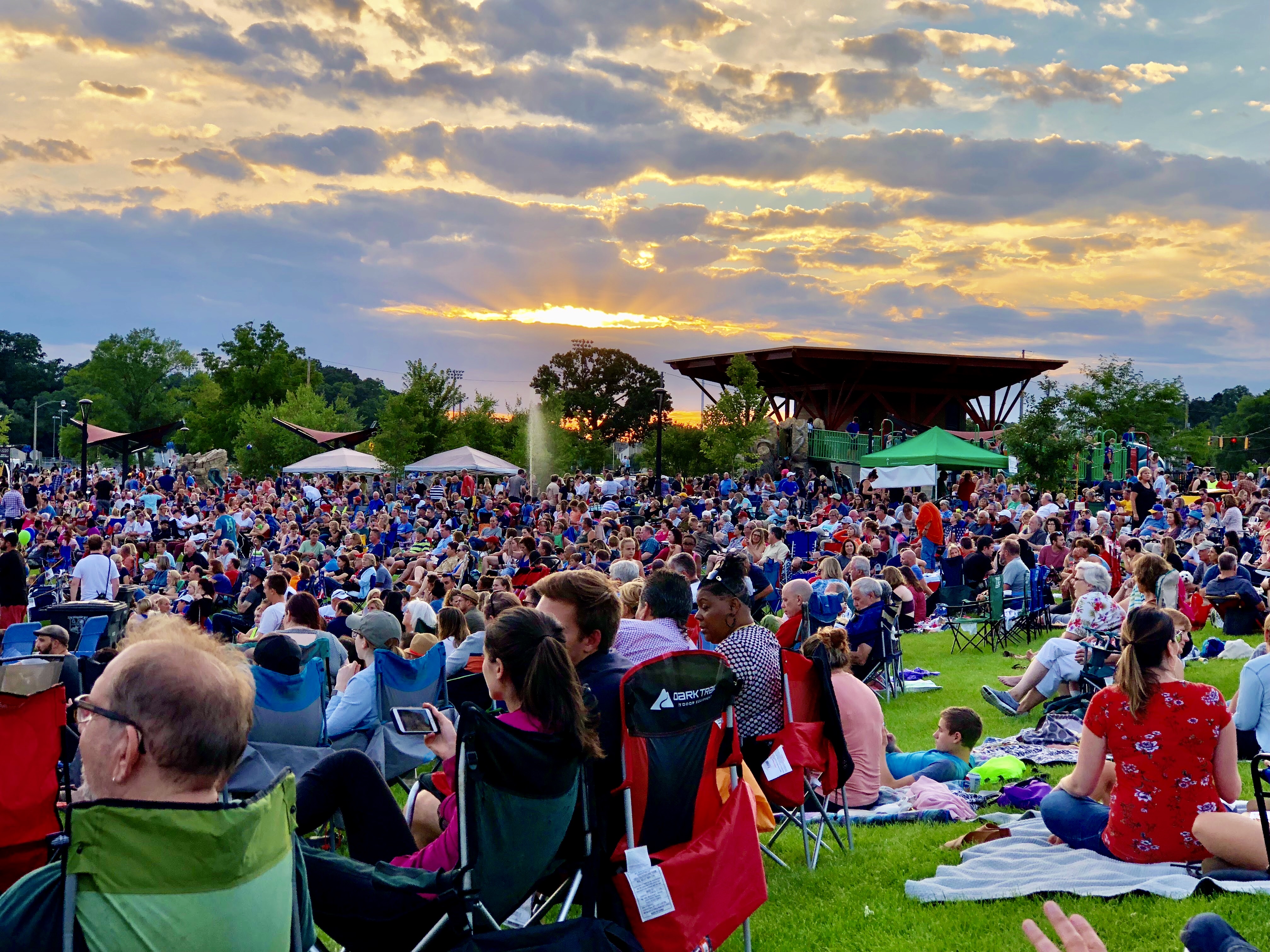 Tosa Tonight Concert at Hart Park