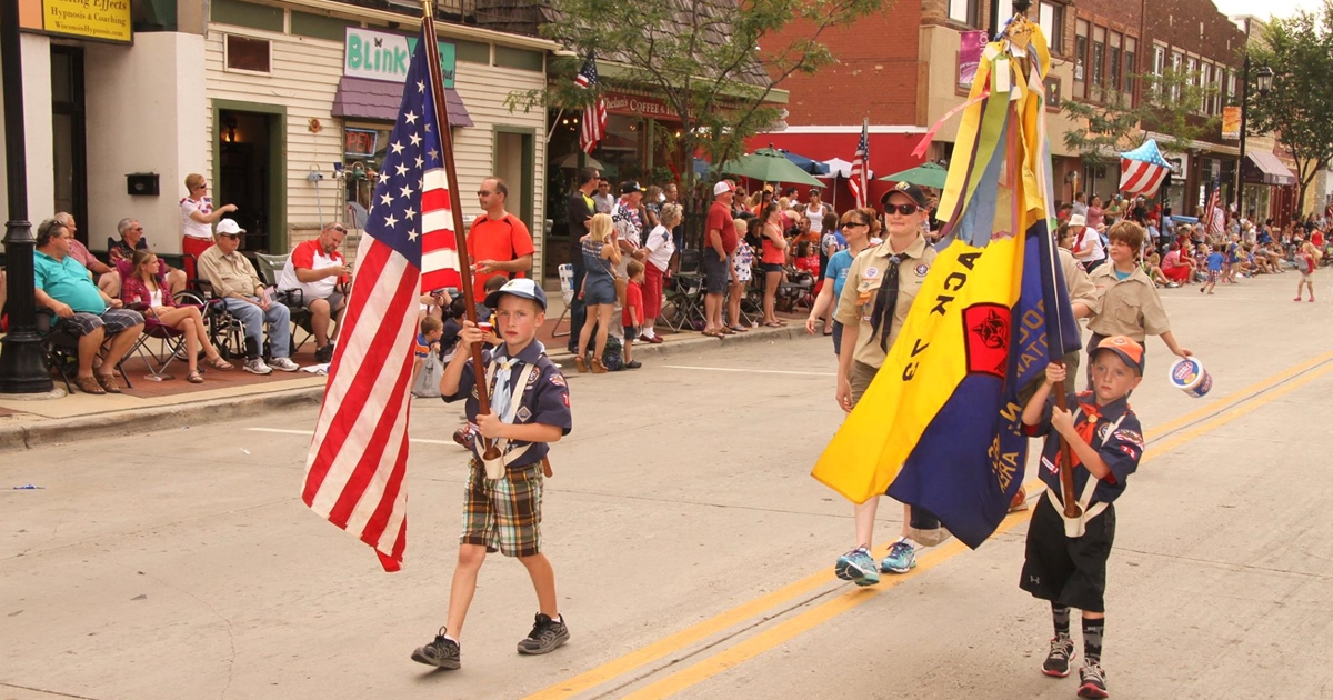 Fourth of July Parade and Fireworks | Travel Wisconsin
