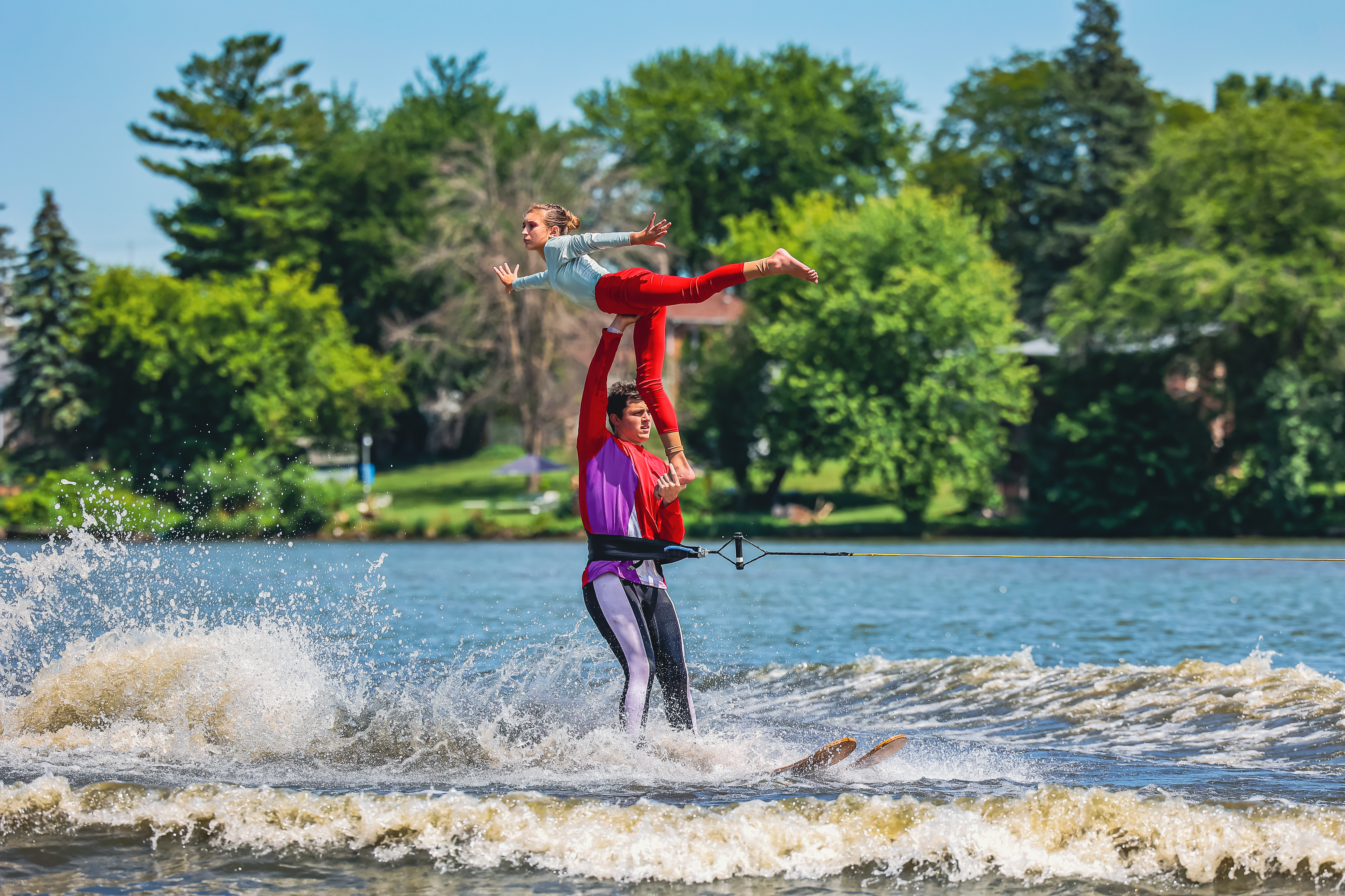 Beaverland Must-Skis Waterski Show