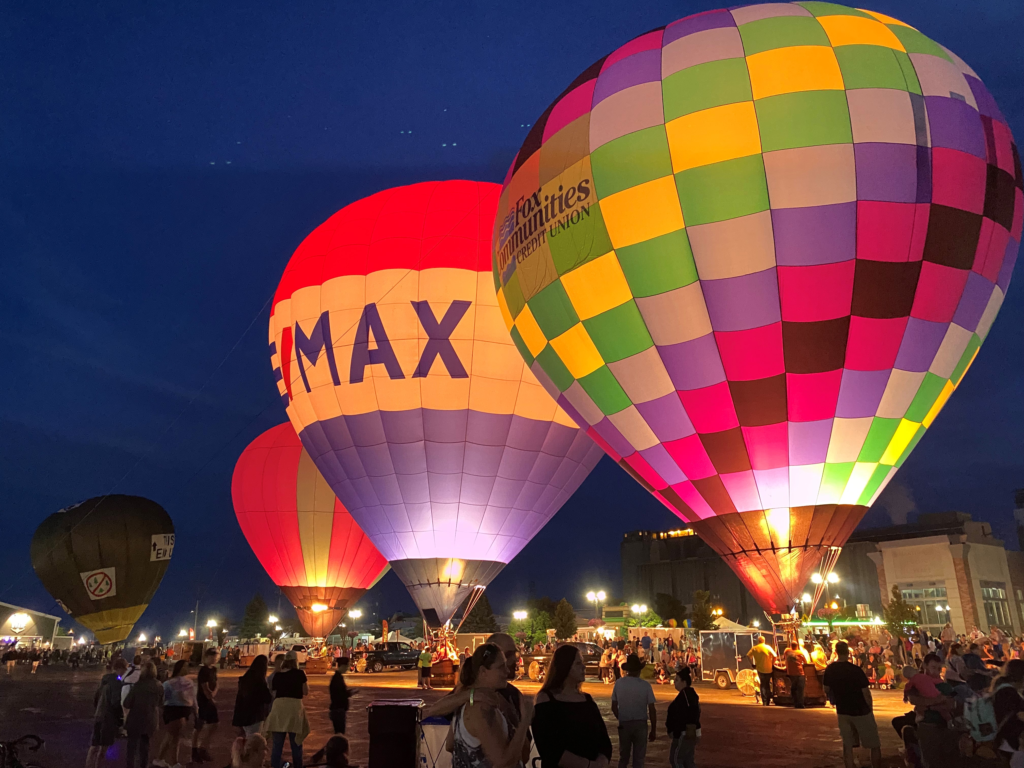 Herstellen Moedig bonen Lakeshore Balloon Glow | Travel Wisconsin
