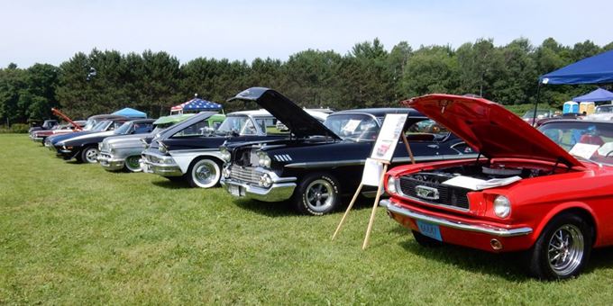2016 Northern Roundup cars and trucks on display.