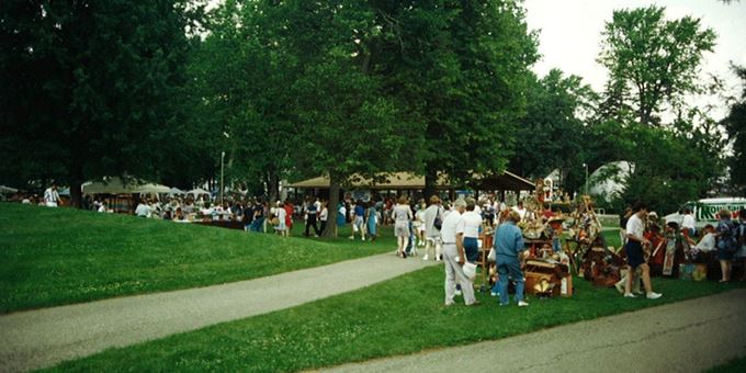Crowds gather for the Art in the Park Craft Fair