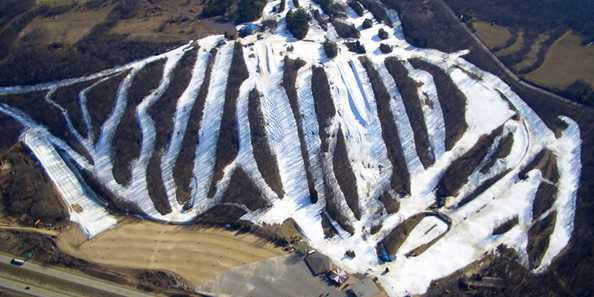 With over 36 runs Cascade Mountain is a popular destination for downhill skiiers and boarders.