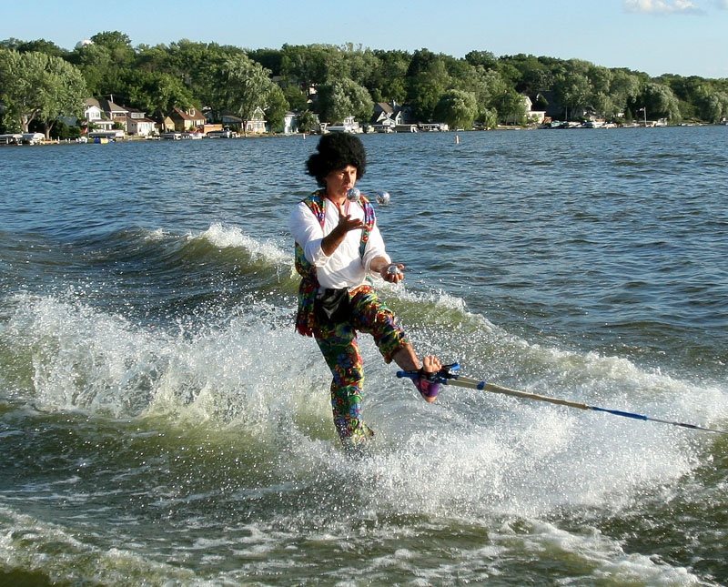 Pewaukee Lake Water Ski Club Shows