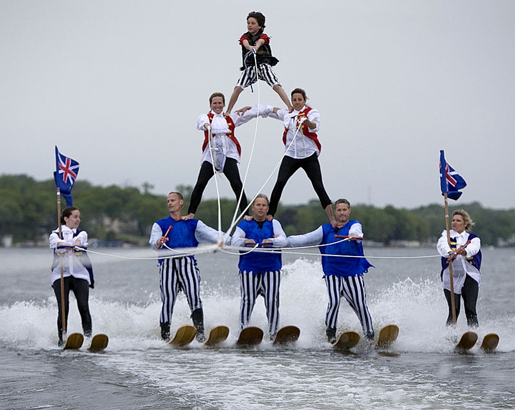 Pewaukee Lake Skiiers Pyramid