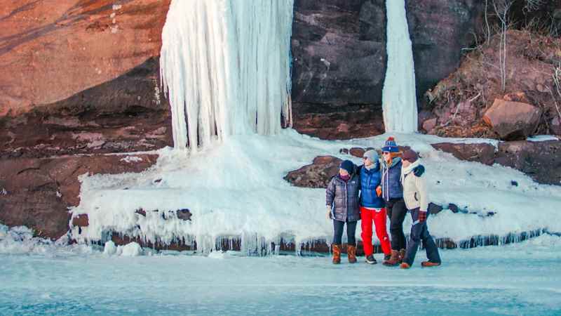 ice caves - play in the snow ice caves - play in the snow