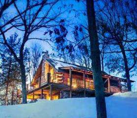 6 Romantic Cabins for a Warm Wisconsin Winter