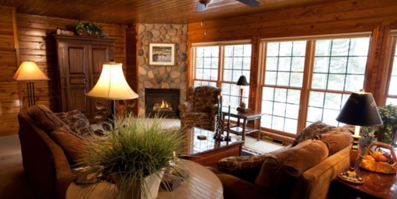 Chippewa Retreat Resort Treetop Villa