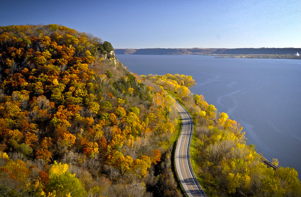 Viajes por carretera a Wisconsin: mejores recorridos en el estado