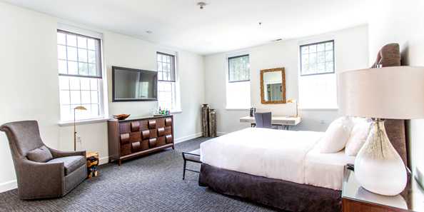 The Classic Suite in The Delafield Hotel