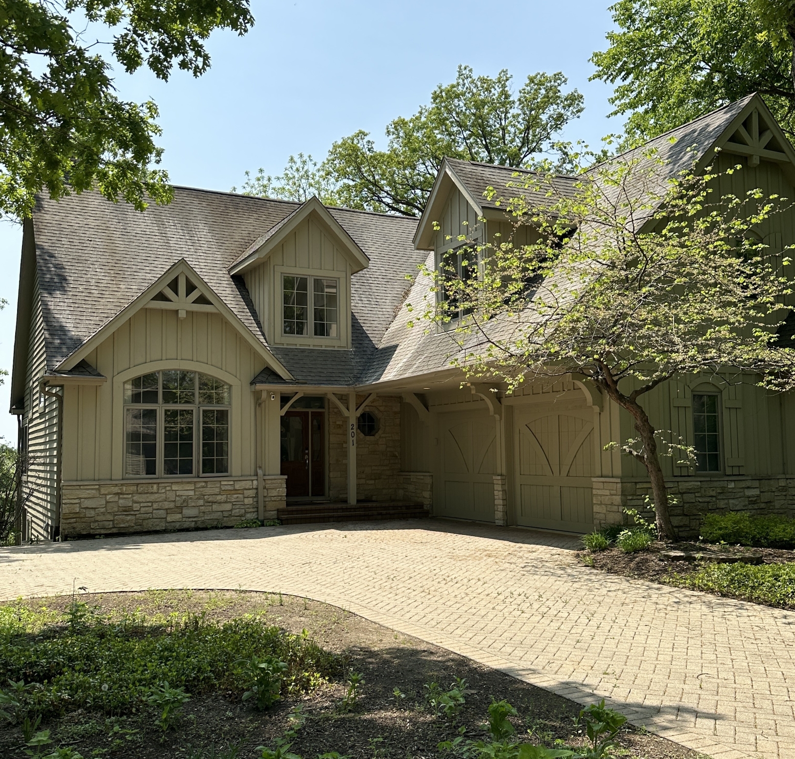 Front entrance to Sandystone Vacation Rental