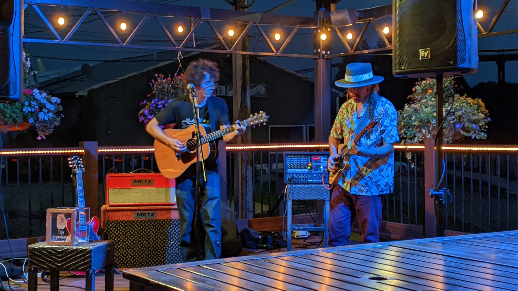 Live Music at Muddy's all summer