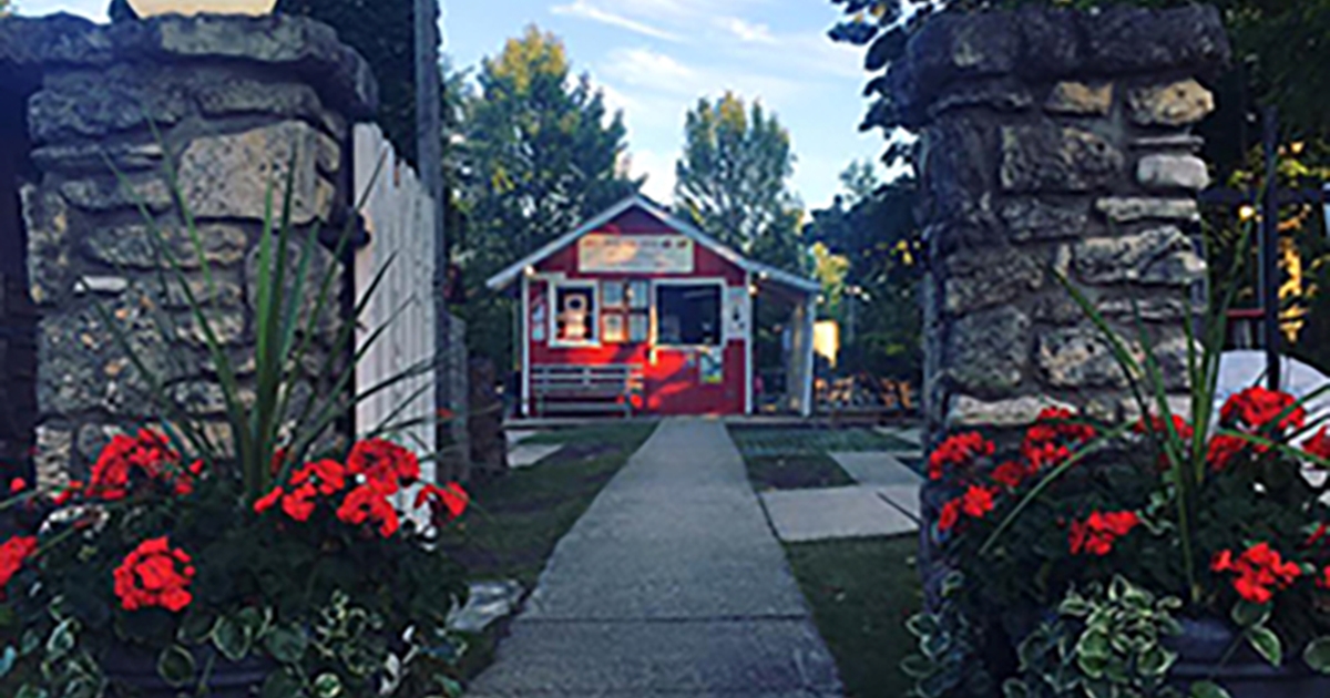 Red Putter Mini Golf | Travel Wisconsin