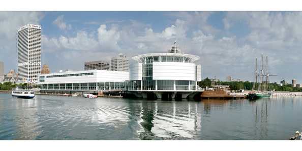 Discovery World - located along Milwaukee&#39;s beautiful lakefront.