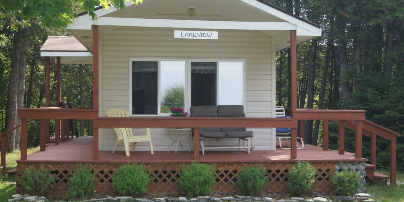 Flath's Lakeview Cottage