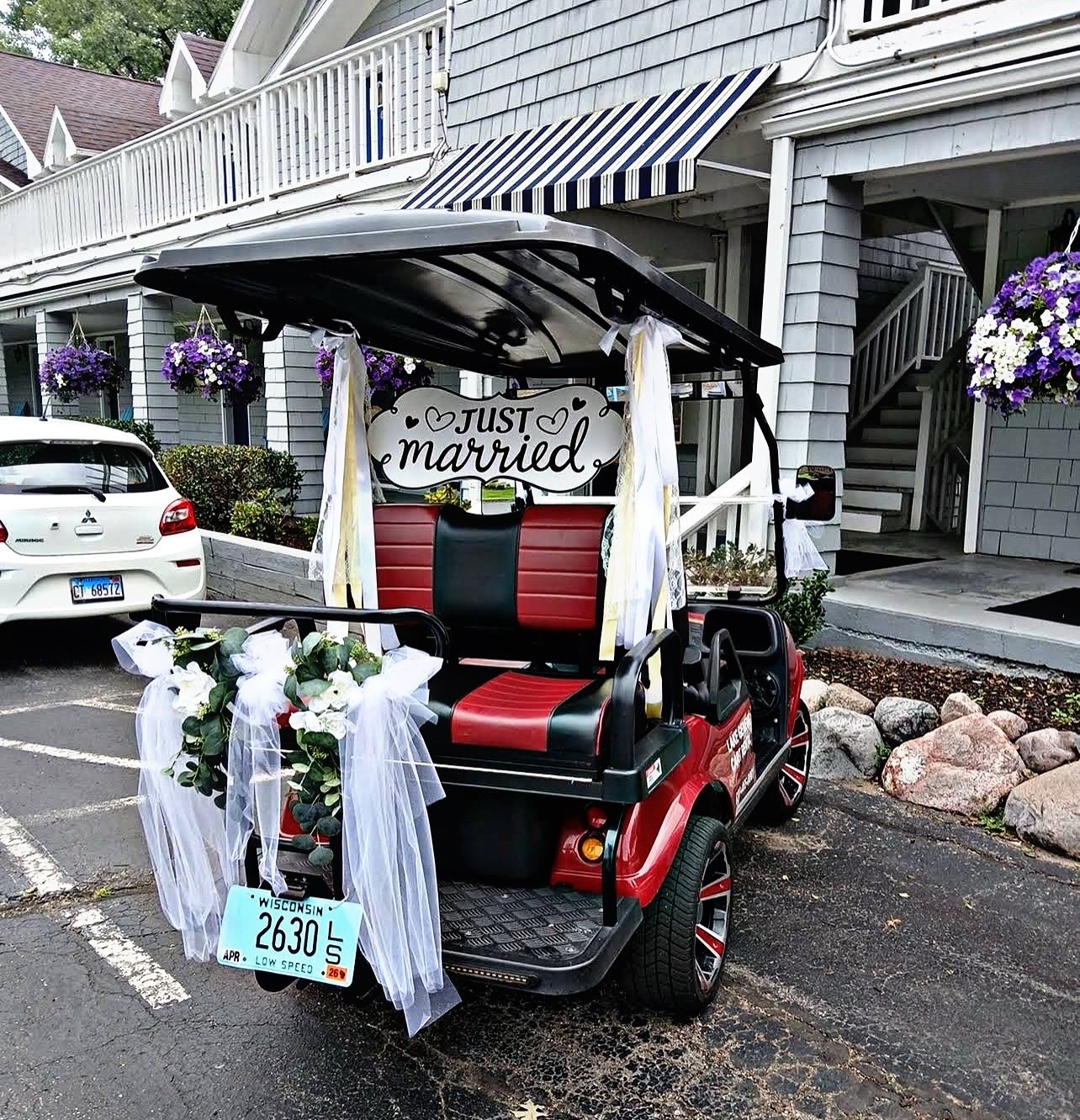 Rental cart decorated for a wedding.