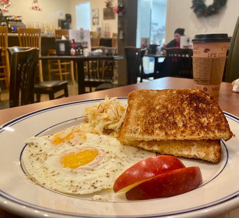 eggs and toast at Manitowoc Coffee