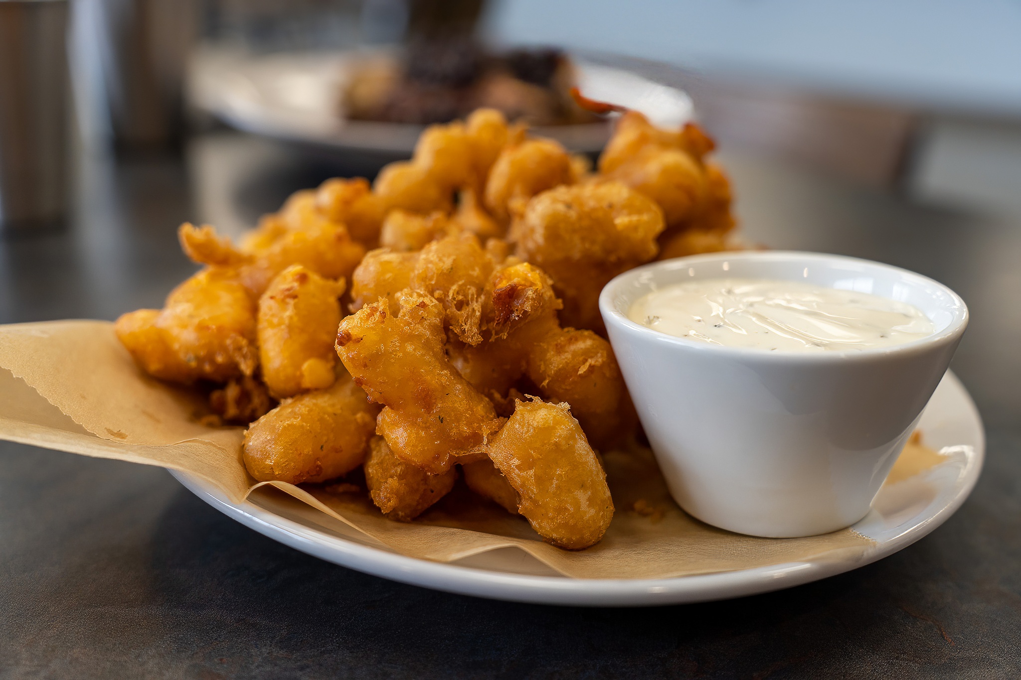 Cheese curds and ranch at Wisconsin Cafe