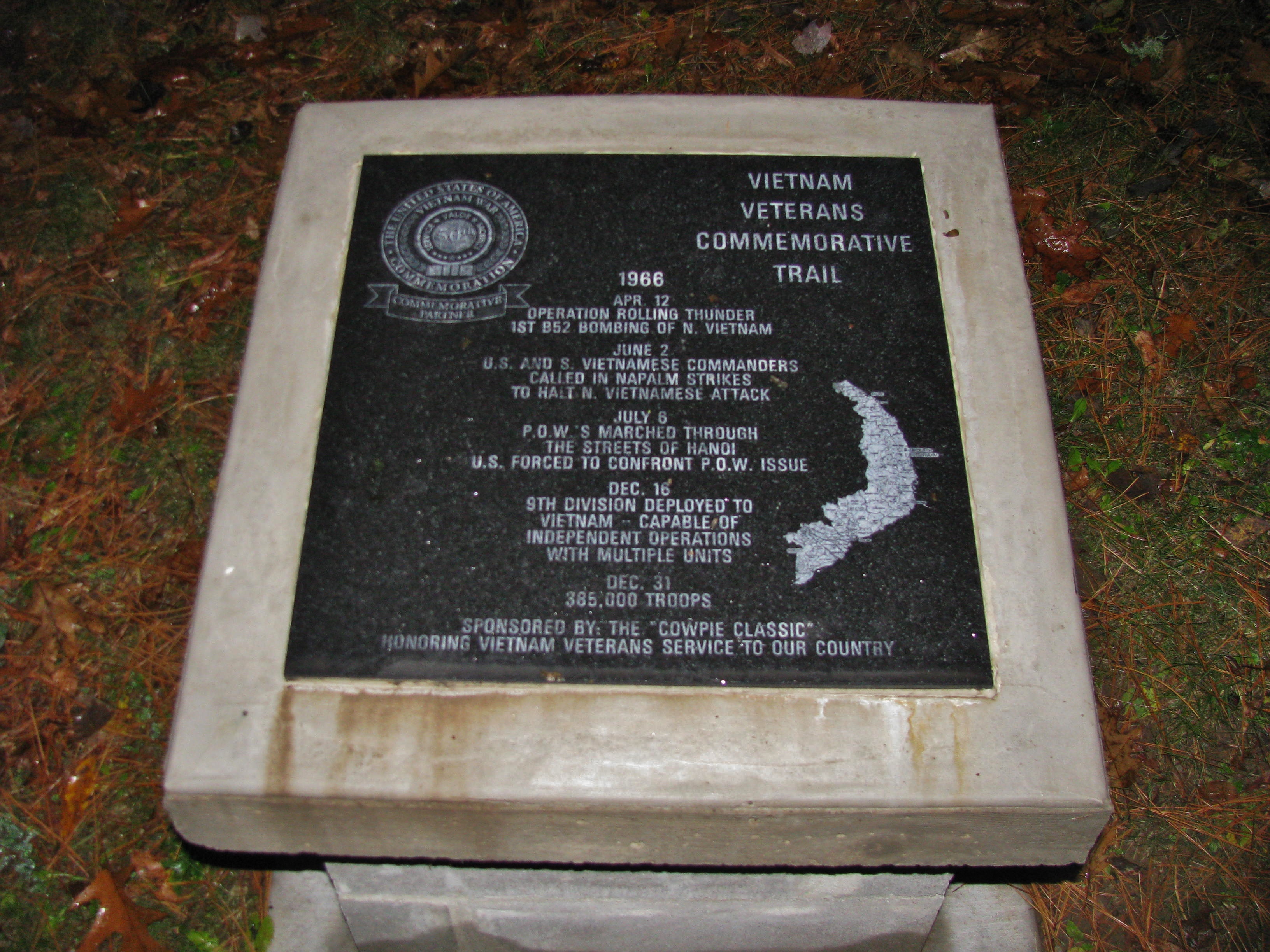 Vietnam Veterans Commemorative Trail Market at the Wisconsin Concrete Park