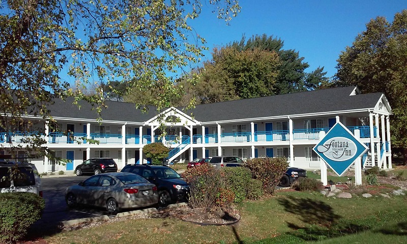Exterior of the Fontana Village Inn