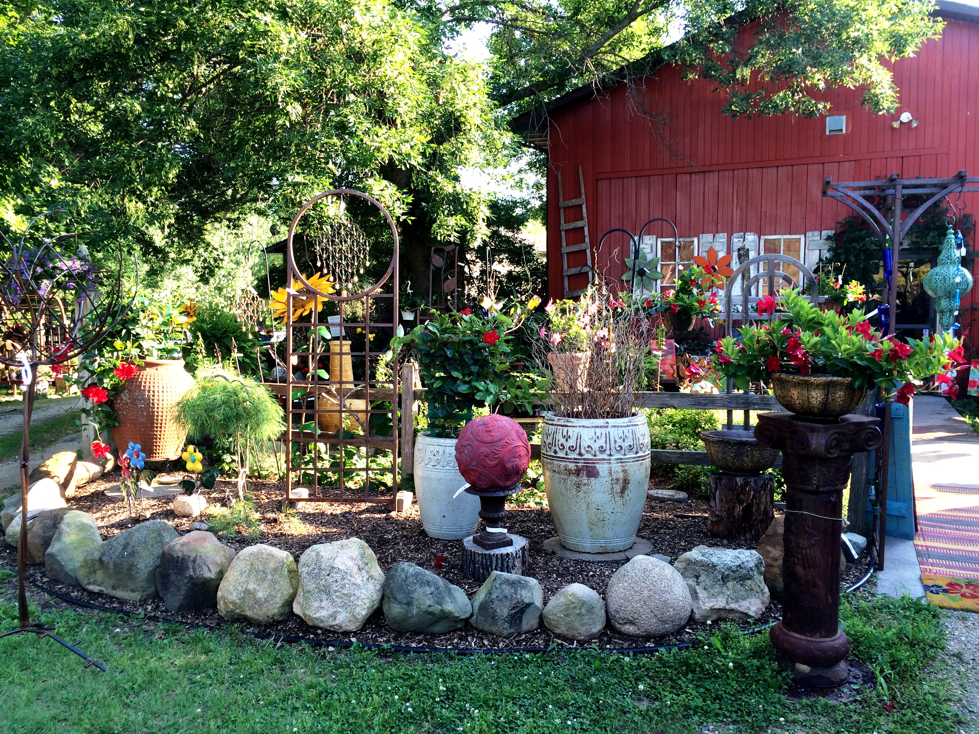 Garden Divas front entrance--welcome!