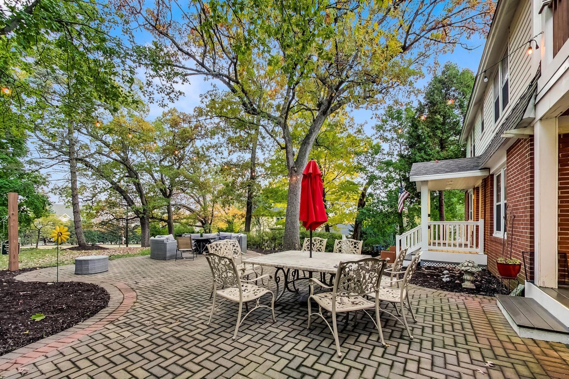 The patio at Bays Place