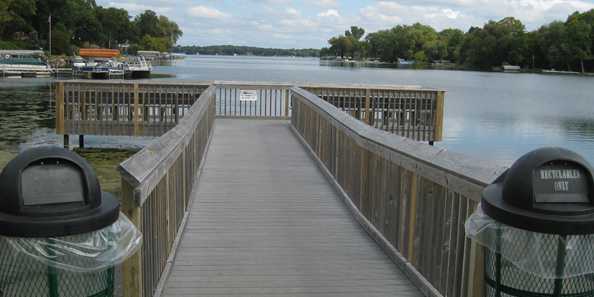 Located in downtown Delafield on Highway C, visitors and residents alike enjoy fishing from the Pier, photographing Nagawicka Lake, or enjoying the sunset.