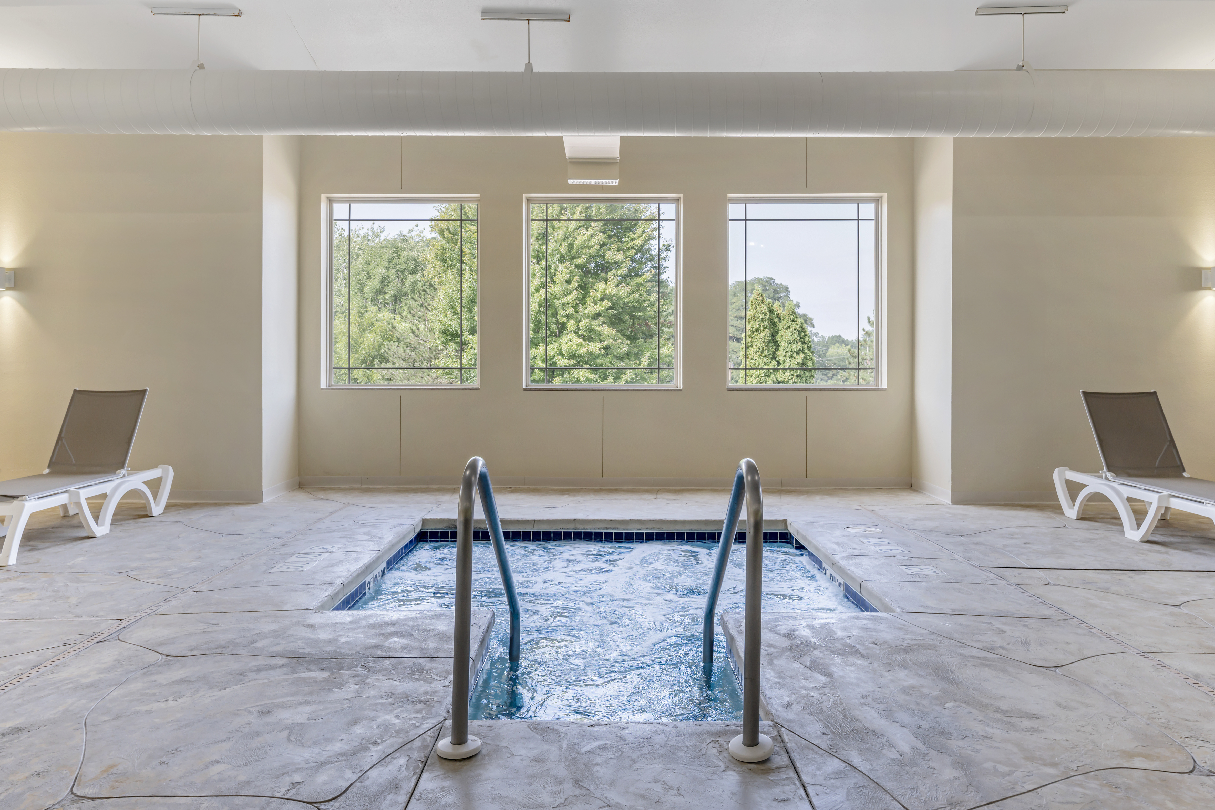 Hot tub in the pool room at Comfort Suites.