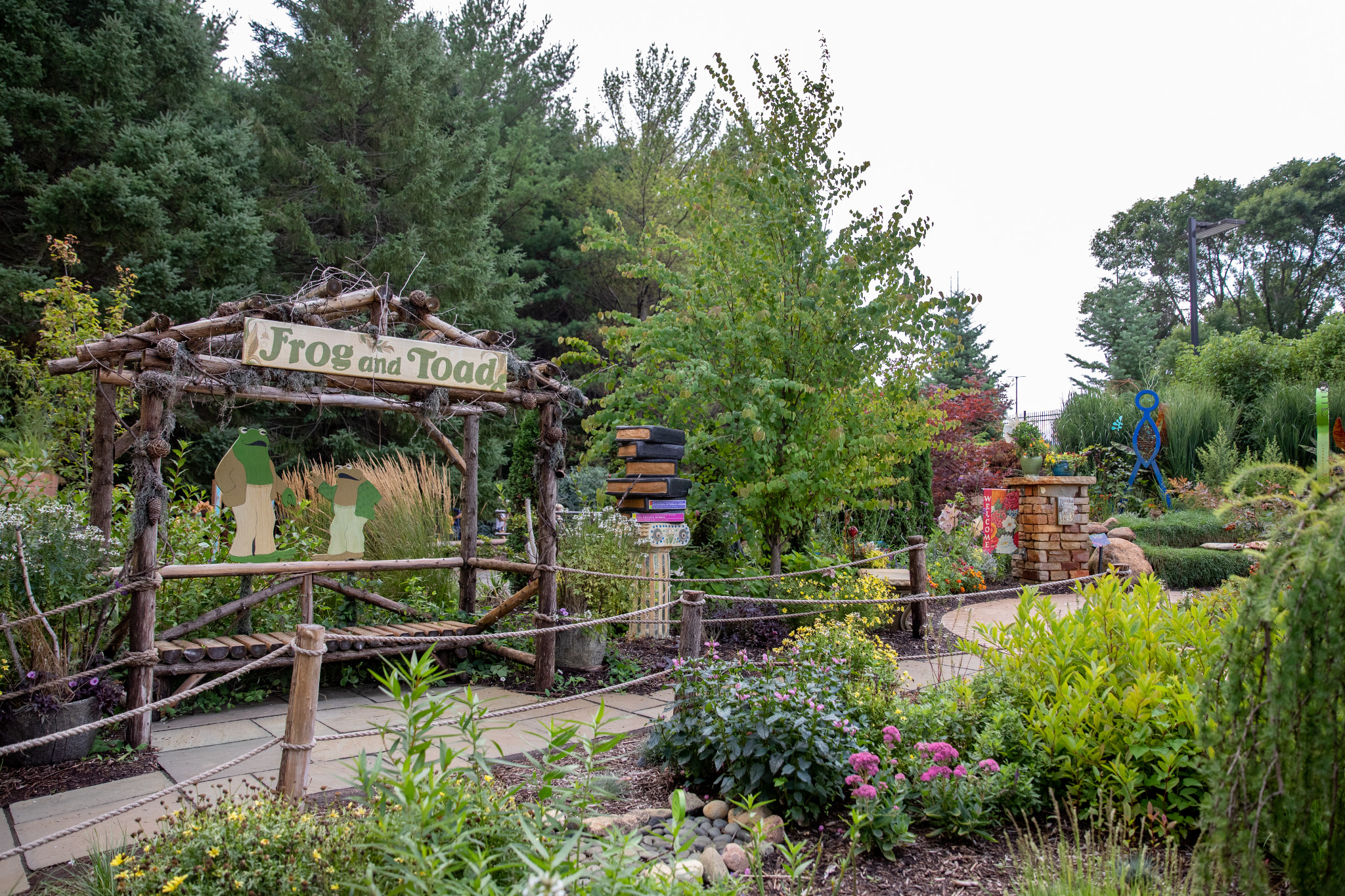 Bookworm Gardens Travel Wisconsin