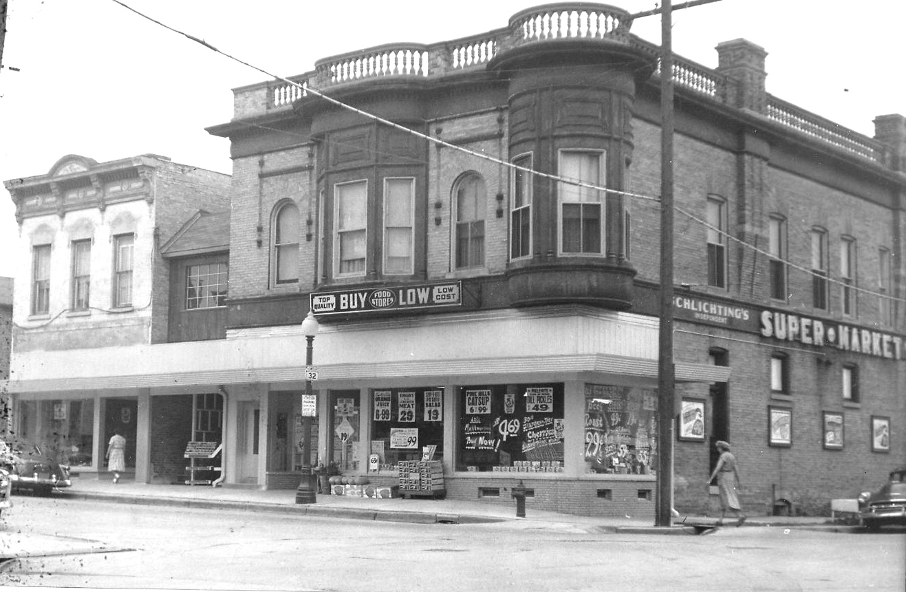 Richardson Building home of K Loraine Salon on Pine Street, prior to renovation in 1988.