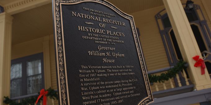 Upham Mansion historical sign