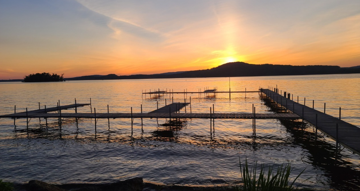 Lakeside Bar &amp; Grill View